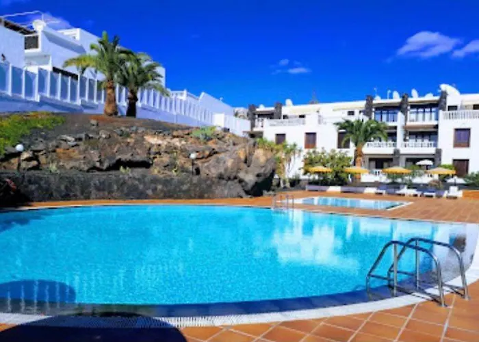 A6 Caleton Blanco * Puerto del Carmen (Lanzarote)